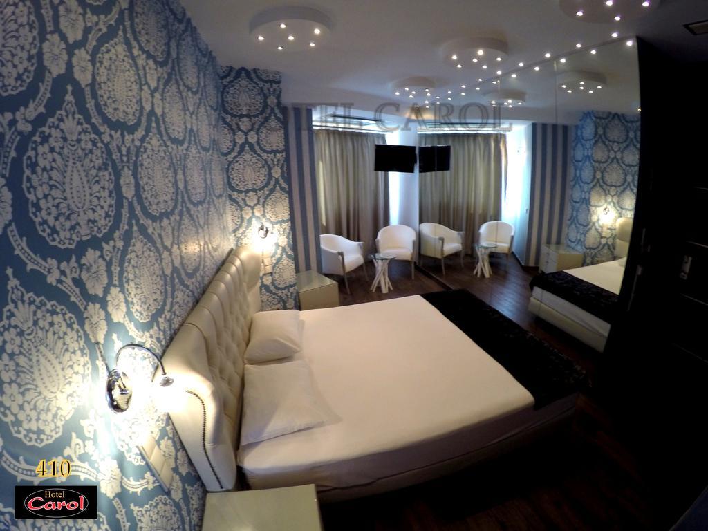 Hotel Carol