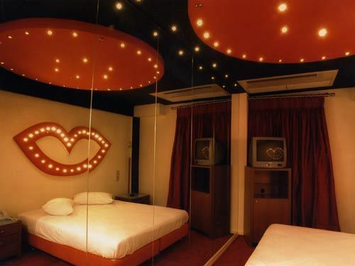 Carol Hotel Pireo