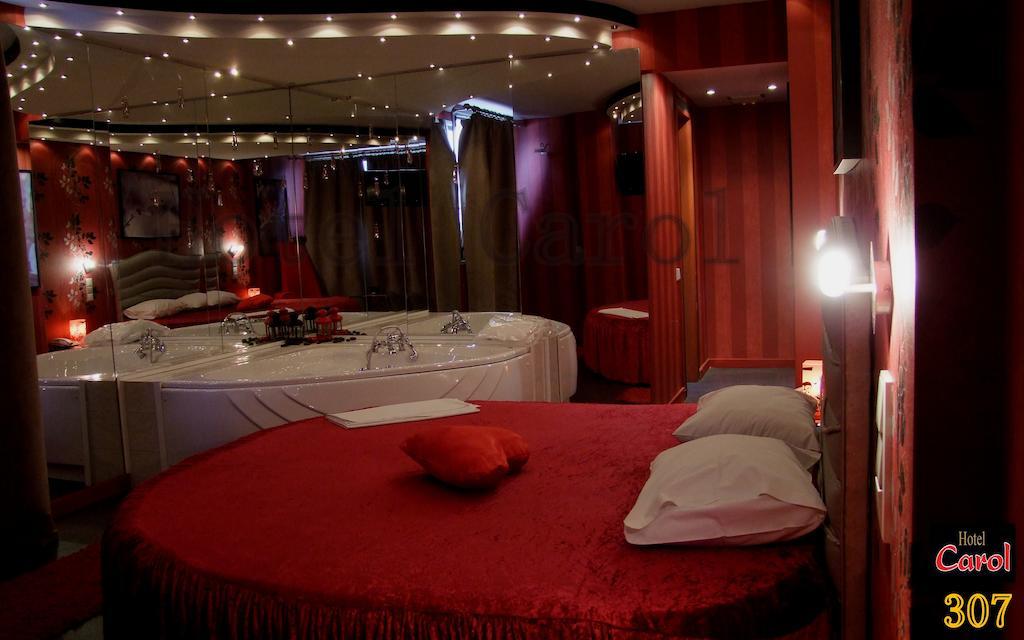 Carol Hotel Pireo